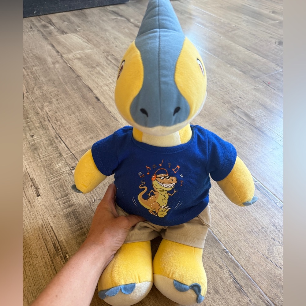 Build A Bear Parasaur Yellow Dinosaur 17 Inch Tall 2020 BAB Plush, w/outfit